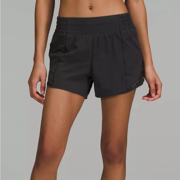 lululemon athletica Pants - Lululemon Hotty Hot Low-Rise Lined Short 4”